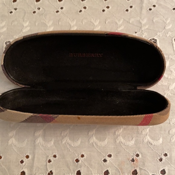 BURBERRY Eyeglass Case😎🥸🤓 - Picture 3 of 5